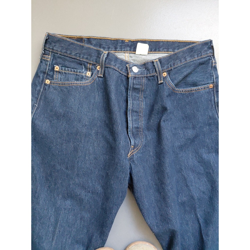 VTG Levi's 501xx Shrink to Fit Jeans 36x30 Raw Denim Mexico 2000s Dark Wash Y2K - Picture 2 of 16